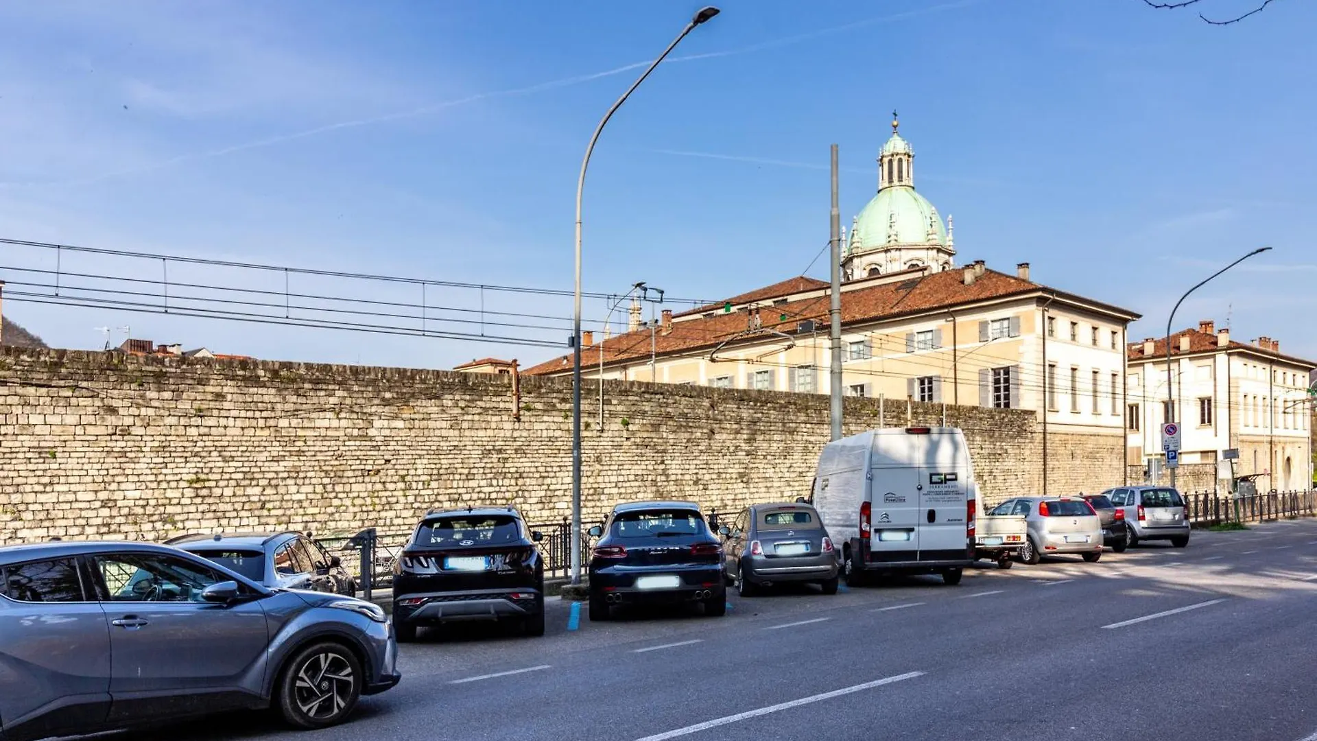 La Breva - Central Apartment - 1 Minuto Dal Centro Como