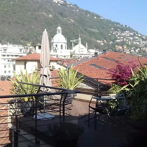Via Carcano 13 Appartement