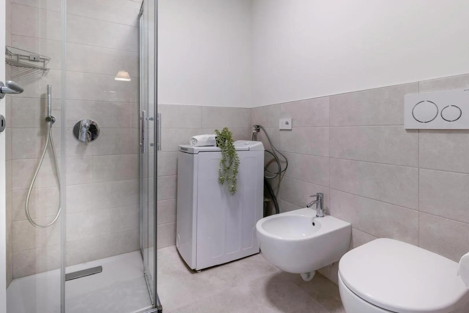 La Breva - Central Apartment - 1 Minuto Dal Centro Como Italy