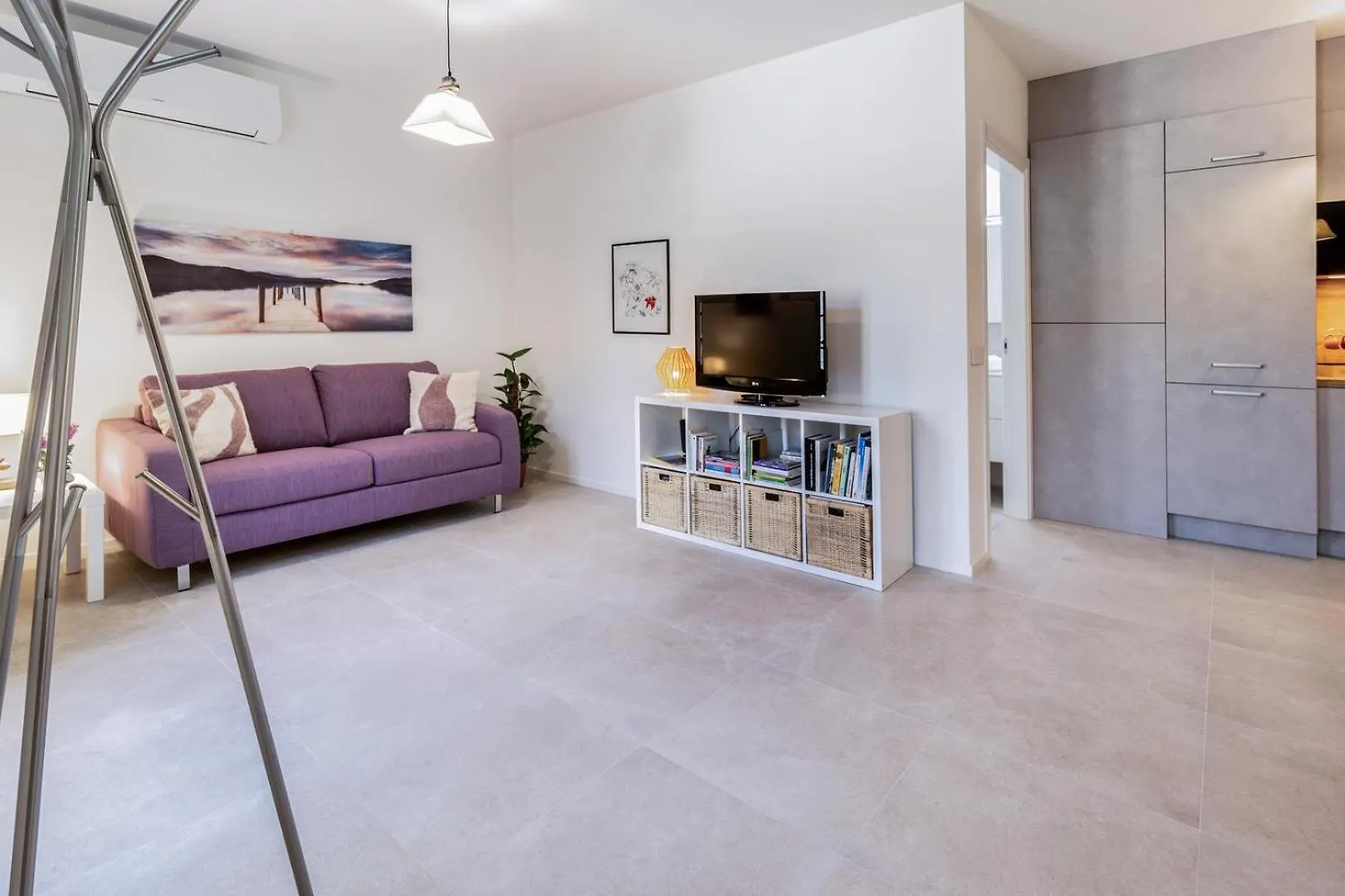 La Breva - Central Apartment - 1 Minuto Dal Centro location